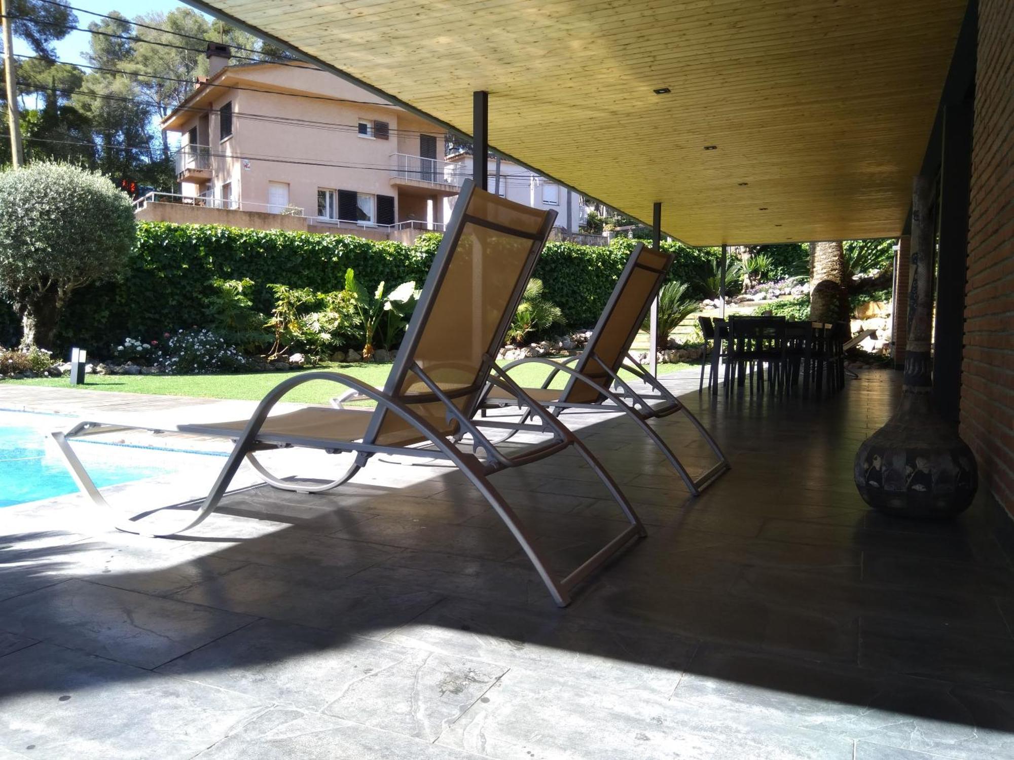 Villa Del Bosque Castelldefels Eksteriør billede