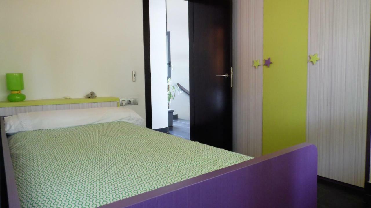 Villa Del Bosque Castelldefels Eksteriør billede