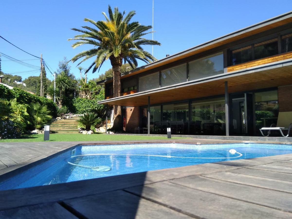 Villa Del Bosque Castelldefels Eksteriør billede