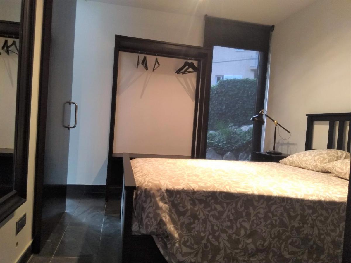Villa Del Bosque Castelldefels Eksteriør billede